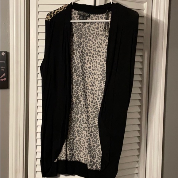 Cheetah sweater - Picture 1 of 2